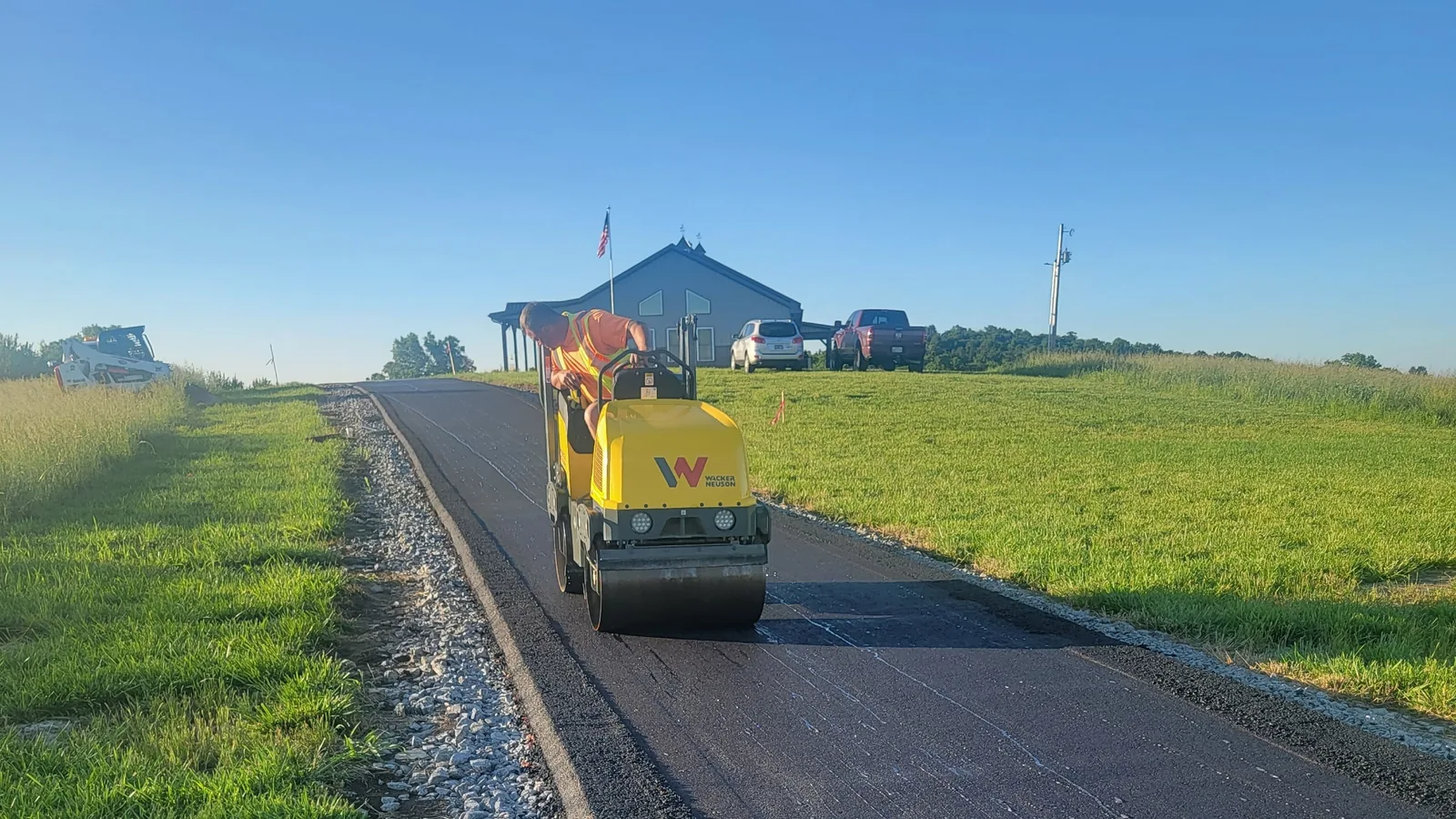 Asphalt paving contractor in Hartsville, TN